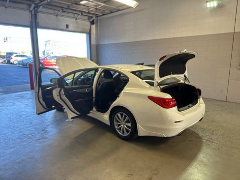 Used 2016 INFINITI Q50 Premium w/ 2.0T Premium Plus Package AWD/4WD image 12