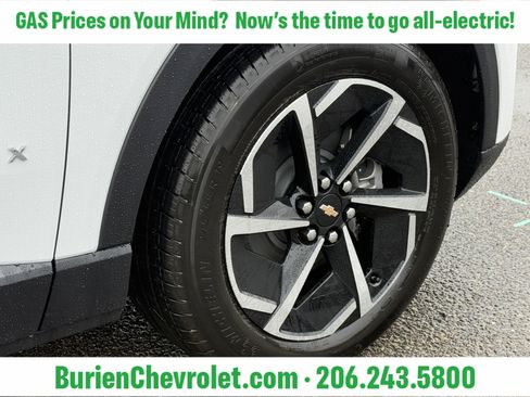 New 2026 Chevrolet Equinox EV LT FWD image 35
