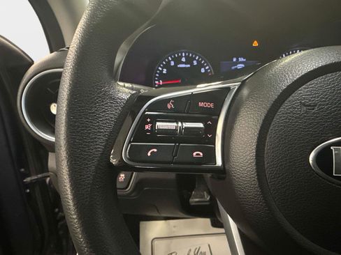 Used 2019 Kia Forte LXS image 28