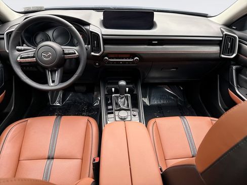 Used 2025 MAZDA CX-50 Meridian Edition w/ Weather Package image 14