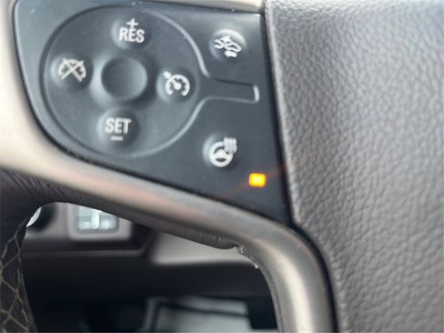 Used 2018 GMC Yukon Denali image 47