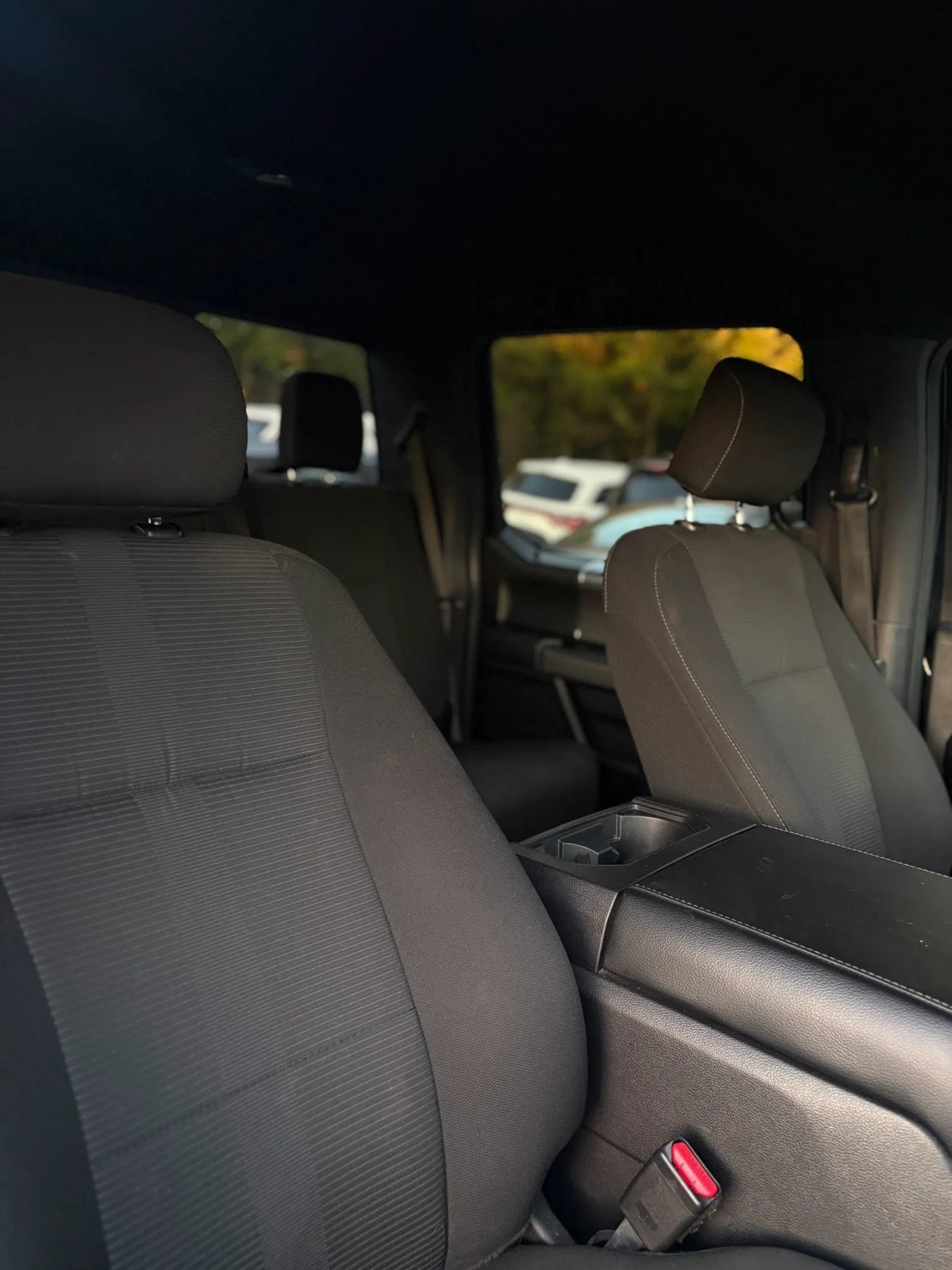 Used 2017 Ford F150 XLT w/ Equipment Group 302A Luxury AWD/4WD image 38