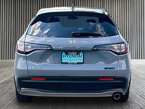 Used 2023 Honda HR-V Sport image 5