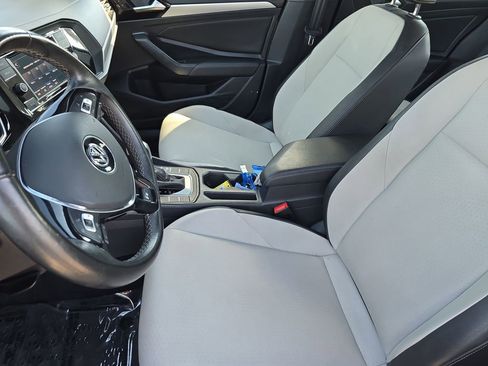 Used 2021 Volkswagen Jetta R-Line w/ R-Line Cold Weather Package image 16