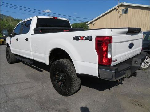 Used 2019 Ford F250 XL w/ STX Appearance Package AWD/4WD image 14