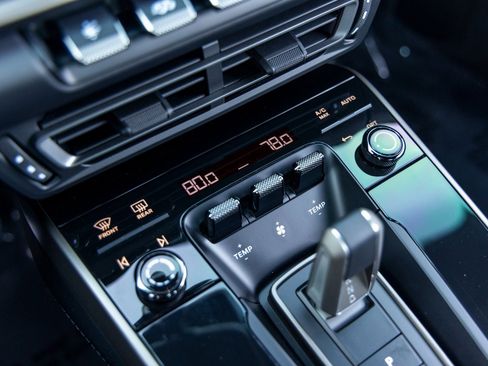 Certified 2025 Porsche 911 Turbo image 42