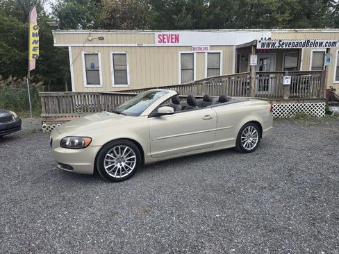 Used 2008 Volvo C70 T5 image 3