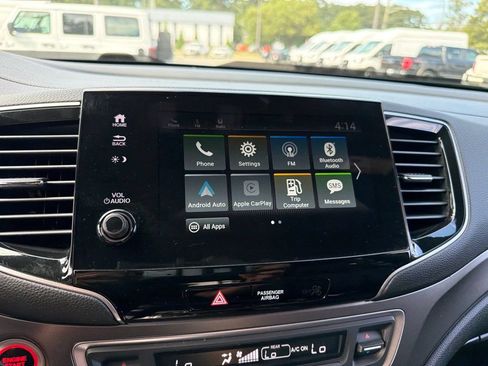 Used 2024 Honda Passport EX-L image 9