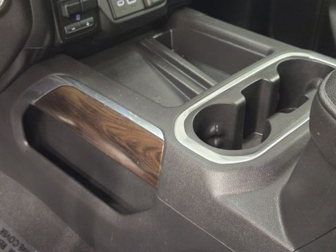 Used 2019 GMC Sierra 1500 SLT RWD image 22