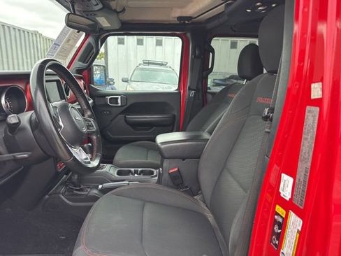 Used 2020 Jeep Wrangler Unlimited Rubicon AWD/4WD image 9