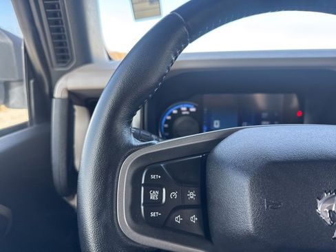 Used 2023 Ford Bronco Wildtrak image 13