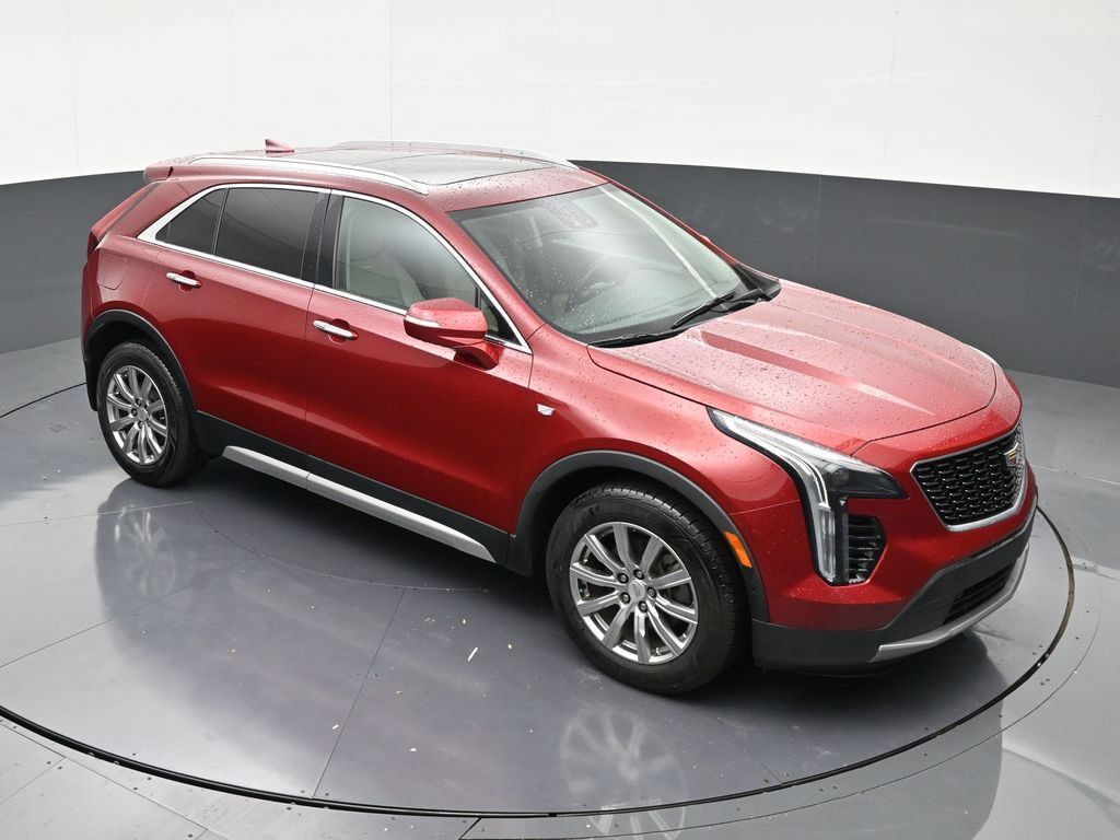 Used 2019 Cadillac XT4 Premium Luxury w/ Enhanced Visibility Package FWD image 18