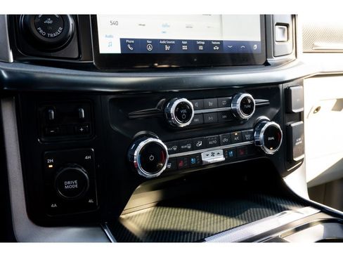 Used 2022 Ford F150 Limited image 21