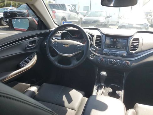 Used 2019 Chevrolet Impala LT w/ LT Convenience Package FWD image 15