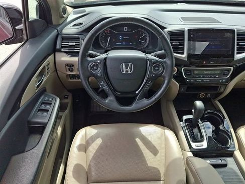 Used 2019 Honda Ridgeline RTL-E image 2