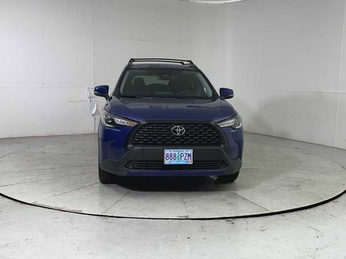 Used 2024 Toyota Corolla Cross LE image 7