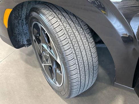 Used 2025 Kia Soul EX FWD image 18