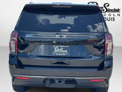 Used 2021 Chevrolet Tahoe Z71 w/ Luxury Package AWD/4WD image 4