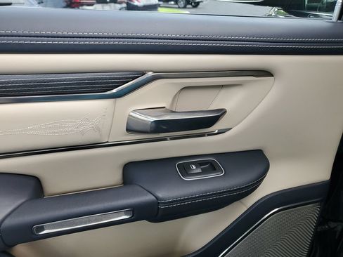 Used 2020 RAM 1500 Limited RWD image 16