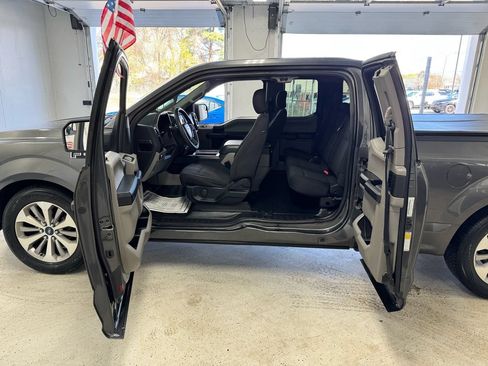 Used 2018 Ford F150 XL w/ Equipment Group 101A Mid AWD/4WD image 16