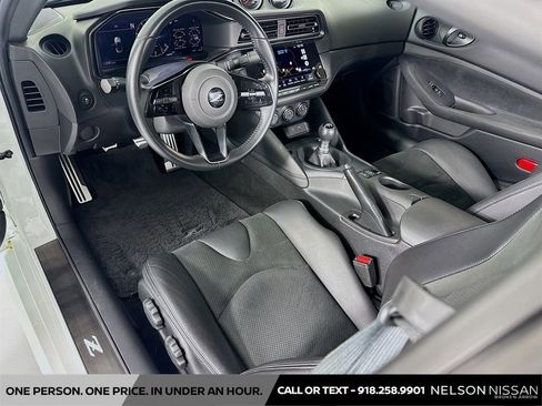 Certified 2024 Nissan Z Performance w/ Floor Mat Package RWD image 22