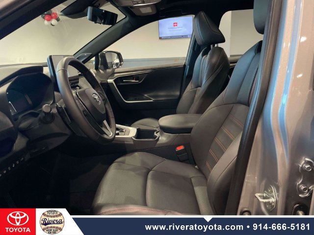 Certified 2025 Toyota RAV4 XSE w/ Premium Package AWD/4WD image 16