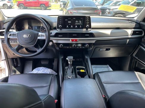 Used 2020 Kia Telluride LX AWD/4WD image 23