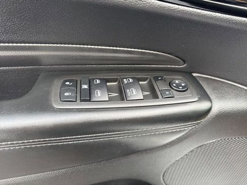 Used 2022 Dodge Durango GT image 9