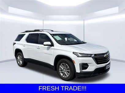 Used 2022 Chevrolet Traverse LT