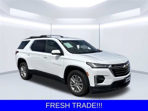 Used 2022 Chevrolet Traverse LT AWD/4WD image 1