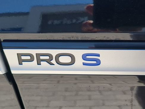 Certified 2023 Volkswagen ID.4 Pro S image 11