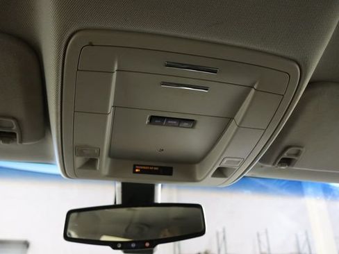 Used 2018 Chevrolet Tahoe 4WD image 18