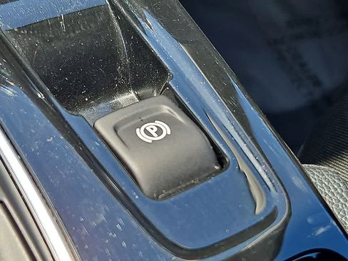 Used 2023 Chevrolet Bolt EUV LT w/ Convenience Package FWD image 24