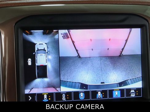 Used 2023 Chevrolet Silverado 2500 High Country w/ Technology Package image 20