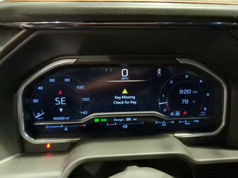 Used 2023 GMC Sierra 1500 AT4 w/ AT4 Premium Package AWD/4WD image 14