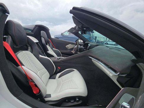 Used 2023 Chevrolet Corvette Stingray Premium Conv w/ Z51 Performance Package RWD image 12