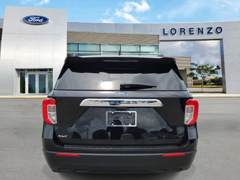Used 2023 Ford Explorer XLT RWD image 6