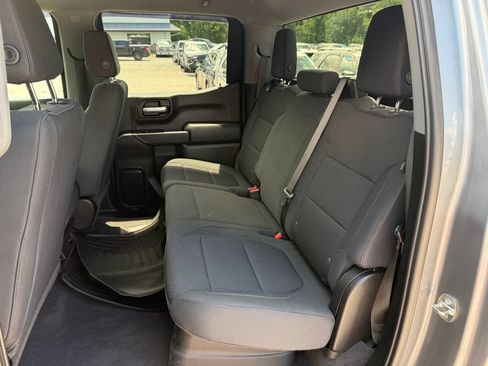 Used 2020 Chevrolet Silverado 1500 Custom w/ Custom Value Package AWD/4WD image 28