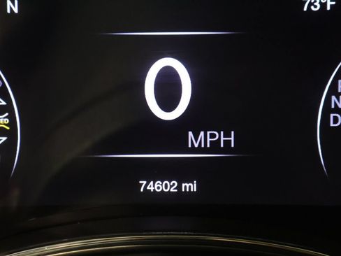 Used 2018 Jeep Grand Cherokee Altitude AWD/4WD image 43