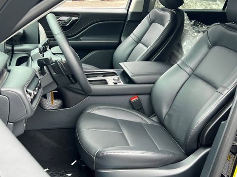 New 2026 Lincoln Aviator 2WD image 15