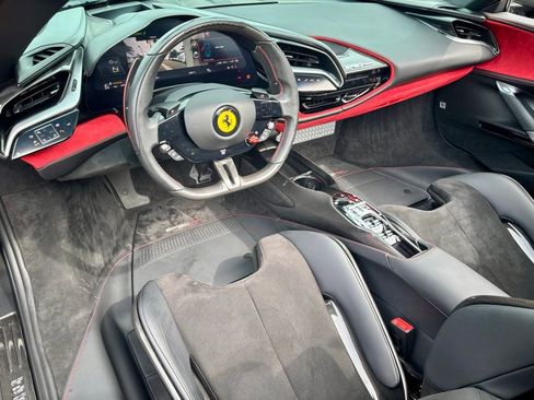 Used 2024 Ferrari SF90 Spider AWD/4WD image 18