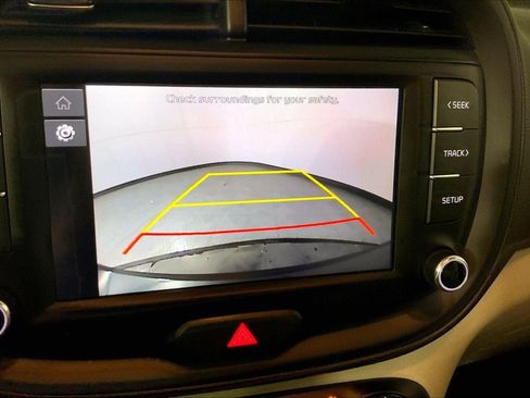 Certified 2025 Kia Soul LX w/ LX Technology Package image 21