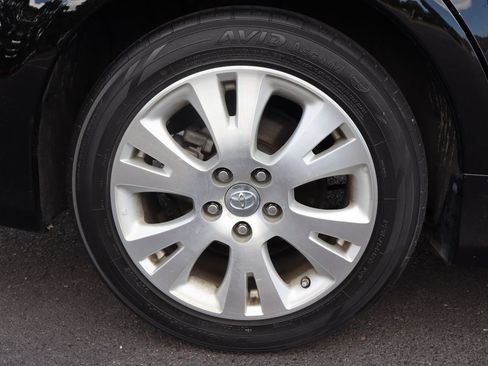 Used 2012 Toyota Avalon FWD image 43
