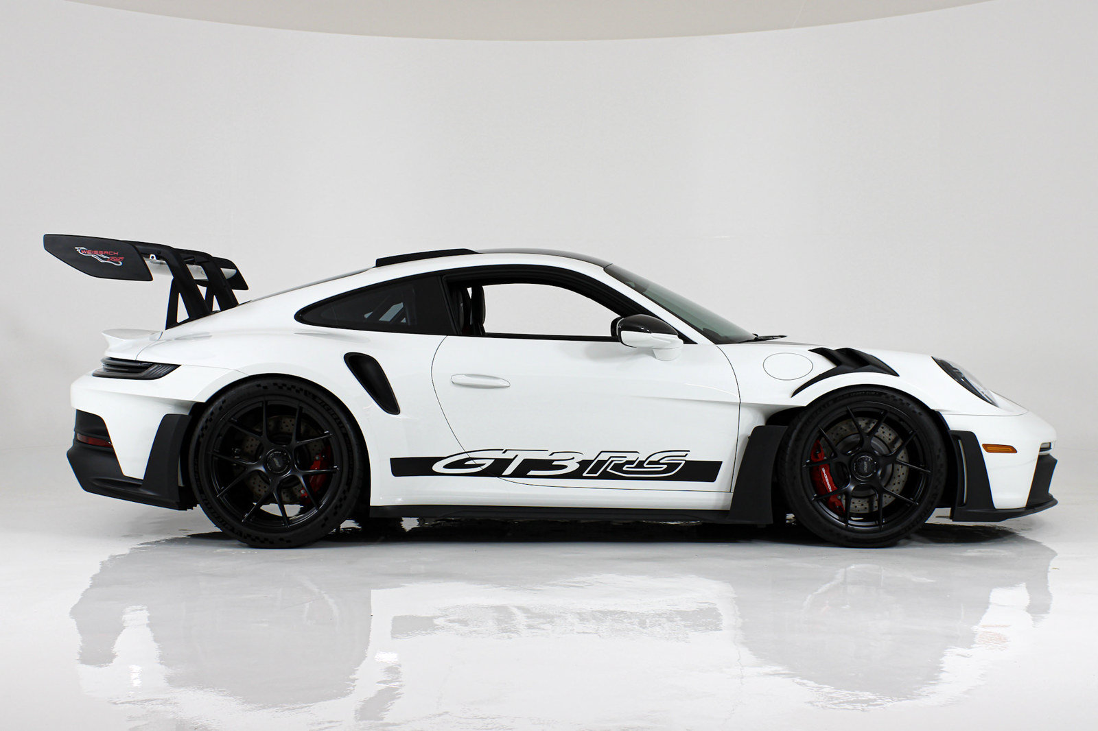 Used 2024 Porsche 911 GT3 RS RWD image 8