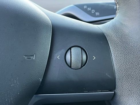 Used 2024 Tesla Model Y Long Range image 15