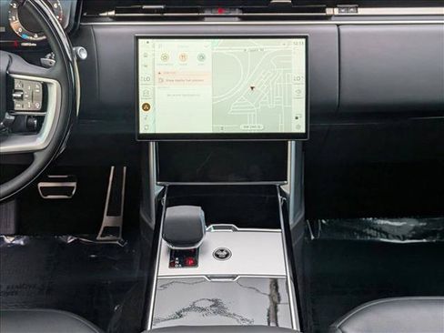 Certified 2025 Land Rover Range Rover Autobiography AWD/4WD image 12