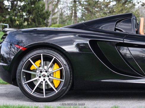 Used 2013 McLaren MP4-12C Spider image 10