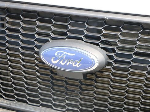 Used 2023 Ford Transit 350 XL RWD image 11