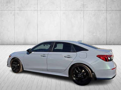 Used 2024 Honda Civic Sport image 7