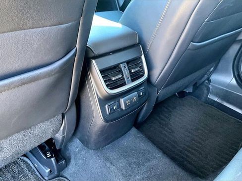 Used 2022 Subaru Outback Limited image 25